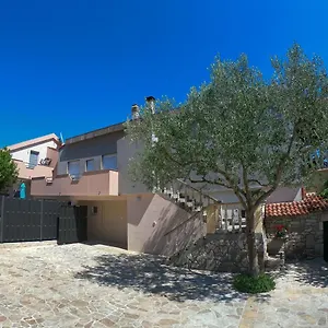 Stela - Private Terrace & Parking Zadar